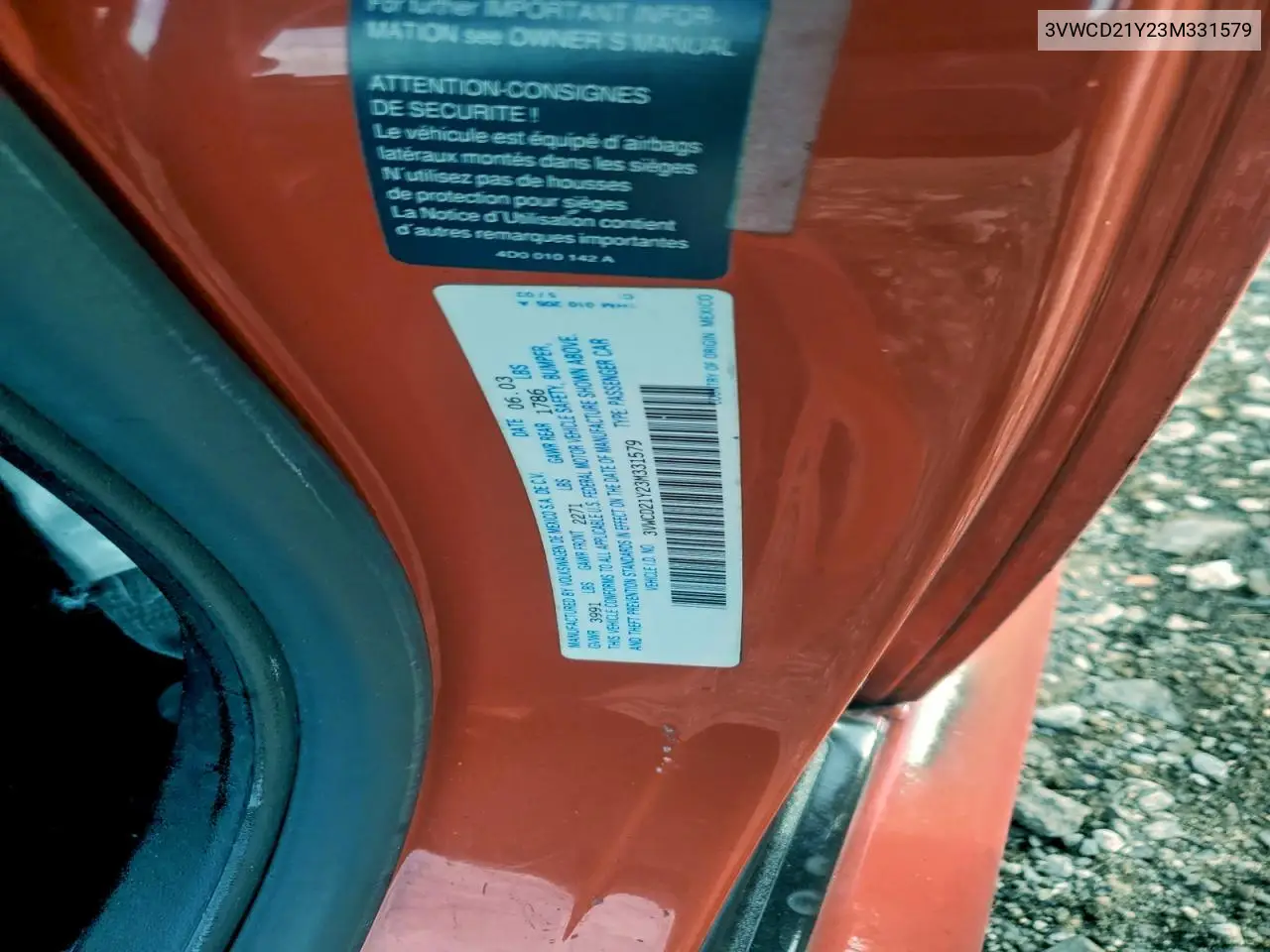 3VWCD21Y23M331579 2003 Volkswagen New Beetle Gls