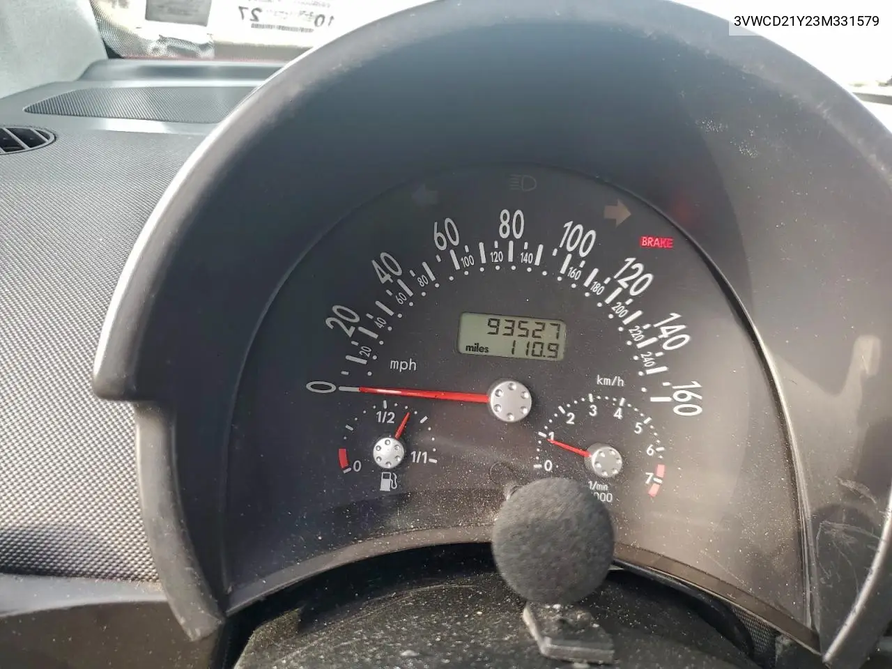 3VWCD21Y23M331579 2003 Volkswagen New Beetle Gls