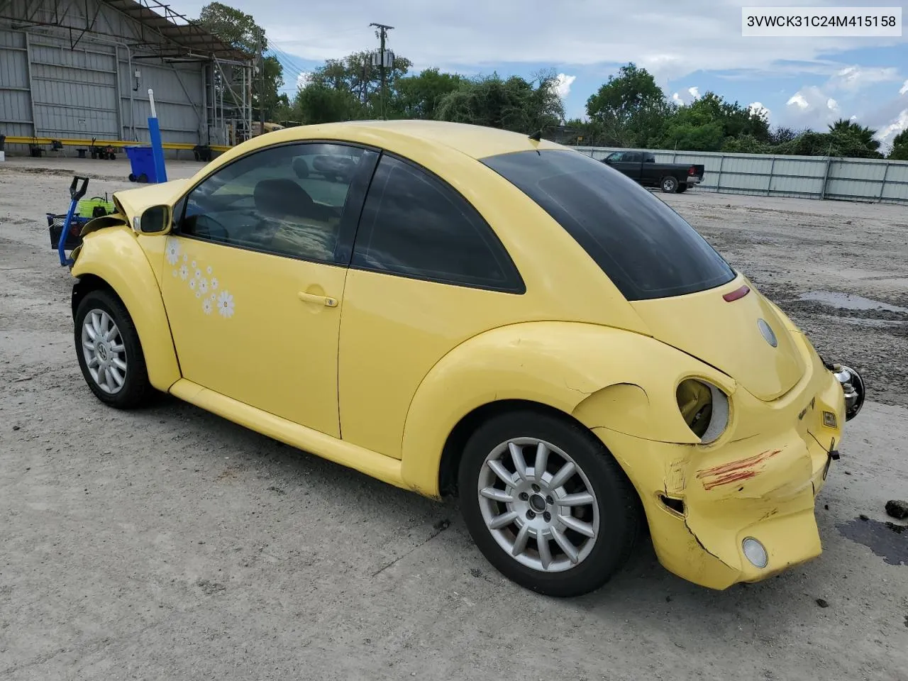 3VWCK31C24M415158 2004 Volkswagen New Beetle Gls