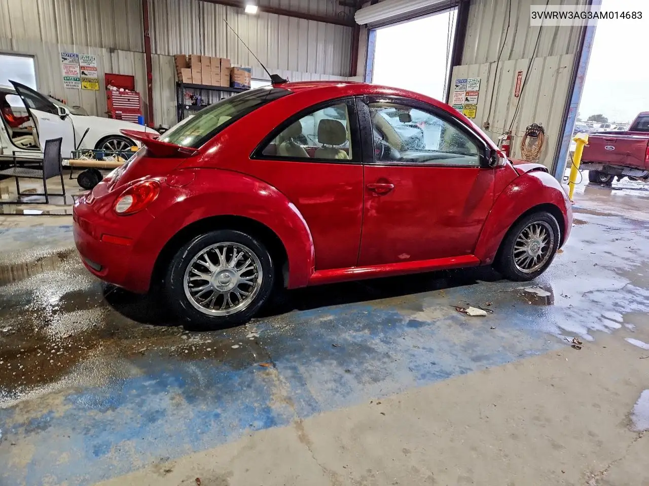 3VWRW3AG3AM014683 2010 Volkswagen New Beetle