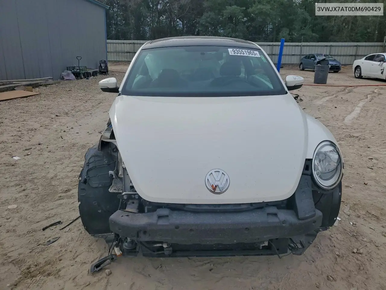 3VWJX7AT0DM690429 2013 Volkswagen Beetle