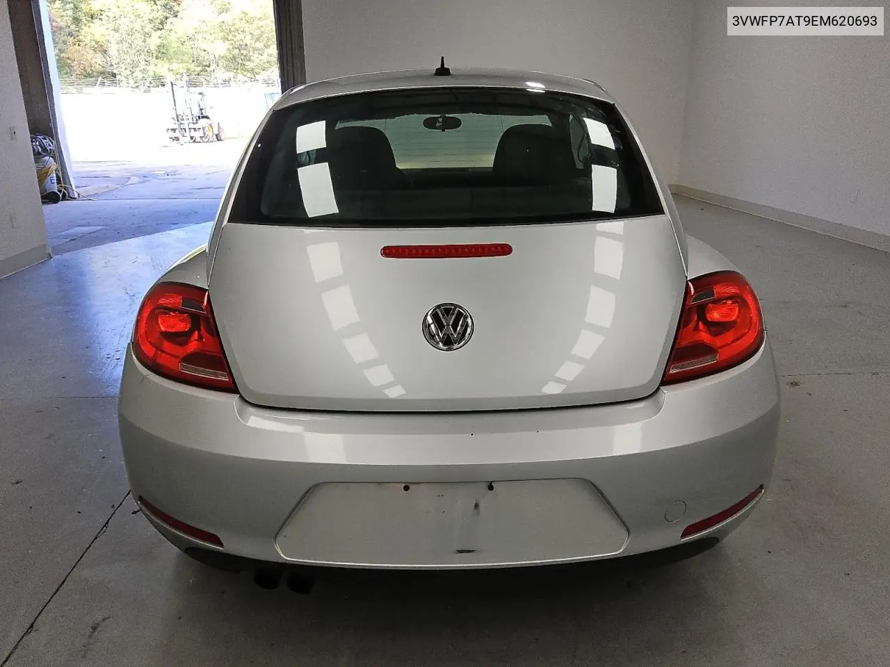 3VWFP7AT9EM620693 2014 Volkswagen Beetle