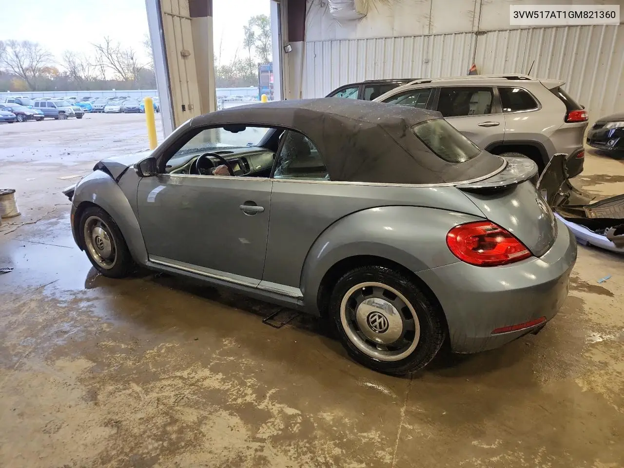 3VW517AT1GM821360 2016 Volkswagen Beetle S/Se
