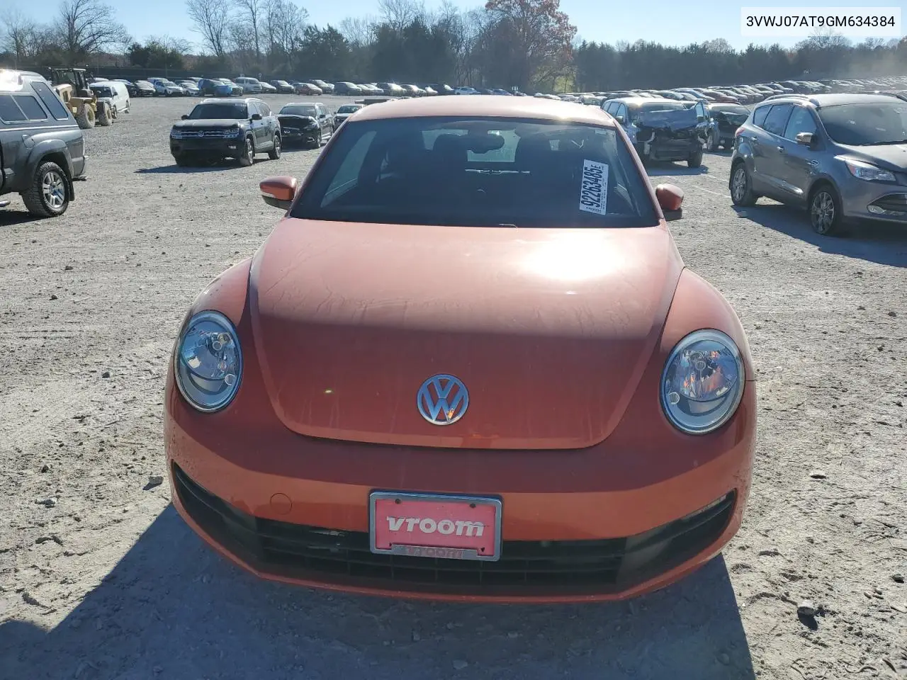 3VWJ07AT9GM634384 2016 Volkswagen Beetle Se