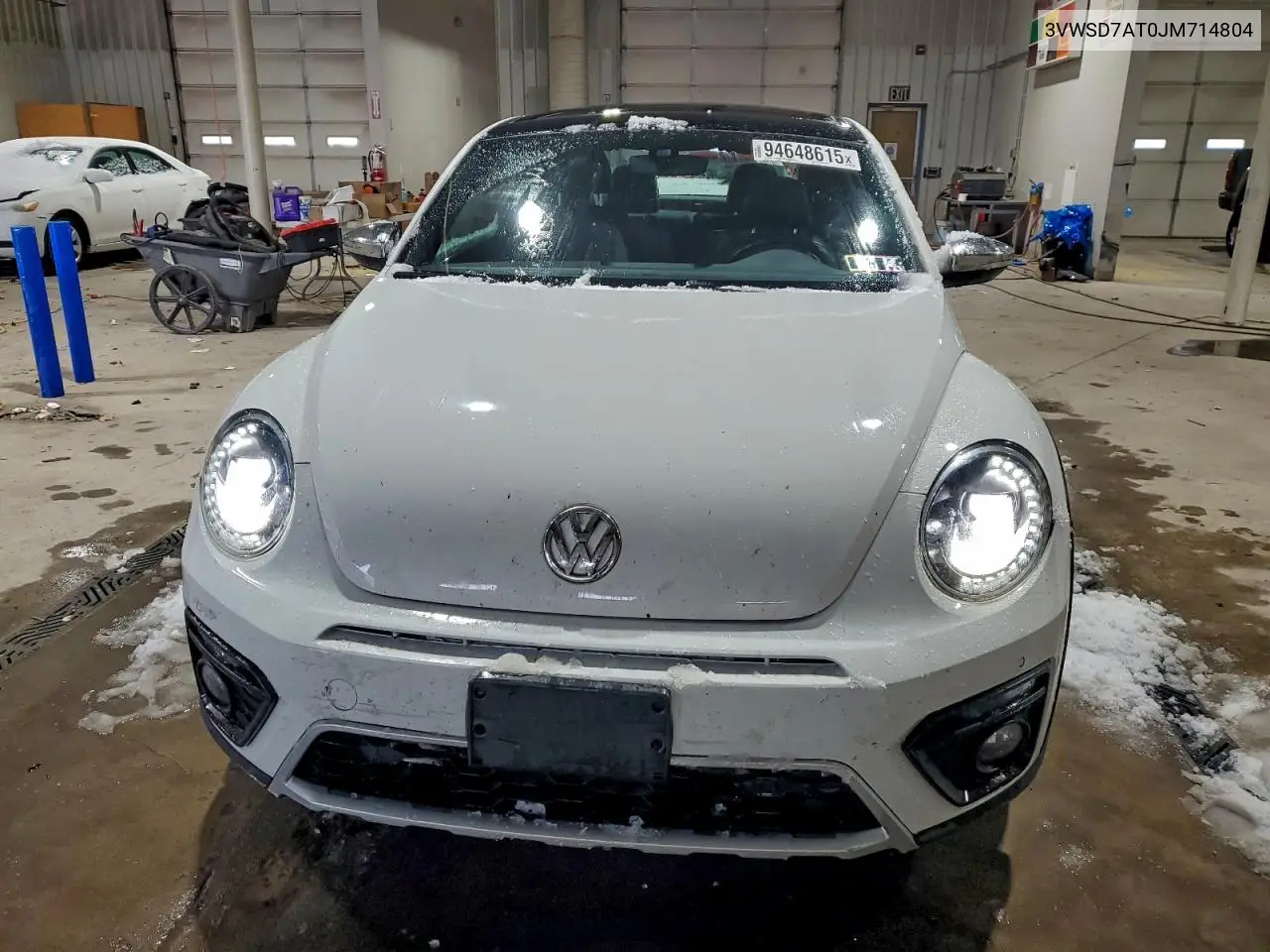 3VWSD7AT0JM714804 2018 Volkswagen Beetle Dune
