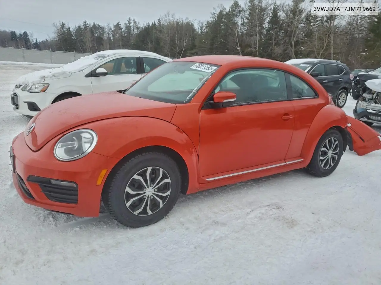 3VWJD7AT7JM719669 2018 Volkswagen Beetle Se