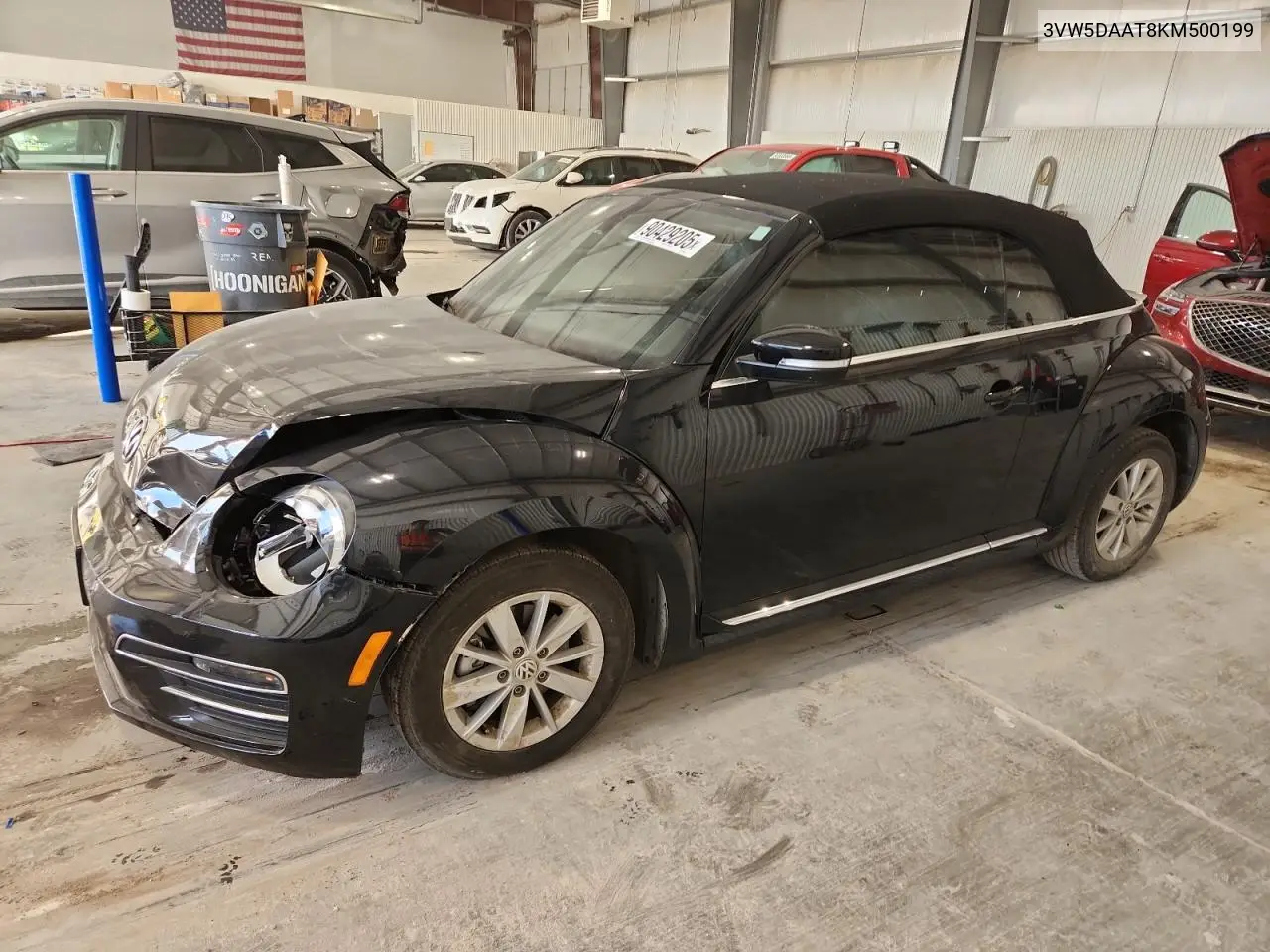 3VW5DAAT8KM500199 2019 Volkswagen Beetle S
