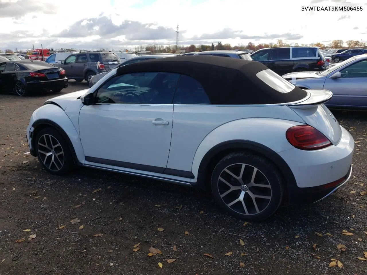 3VWTDAAT9KM506455 2019 Volkswagen Beetle Dune