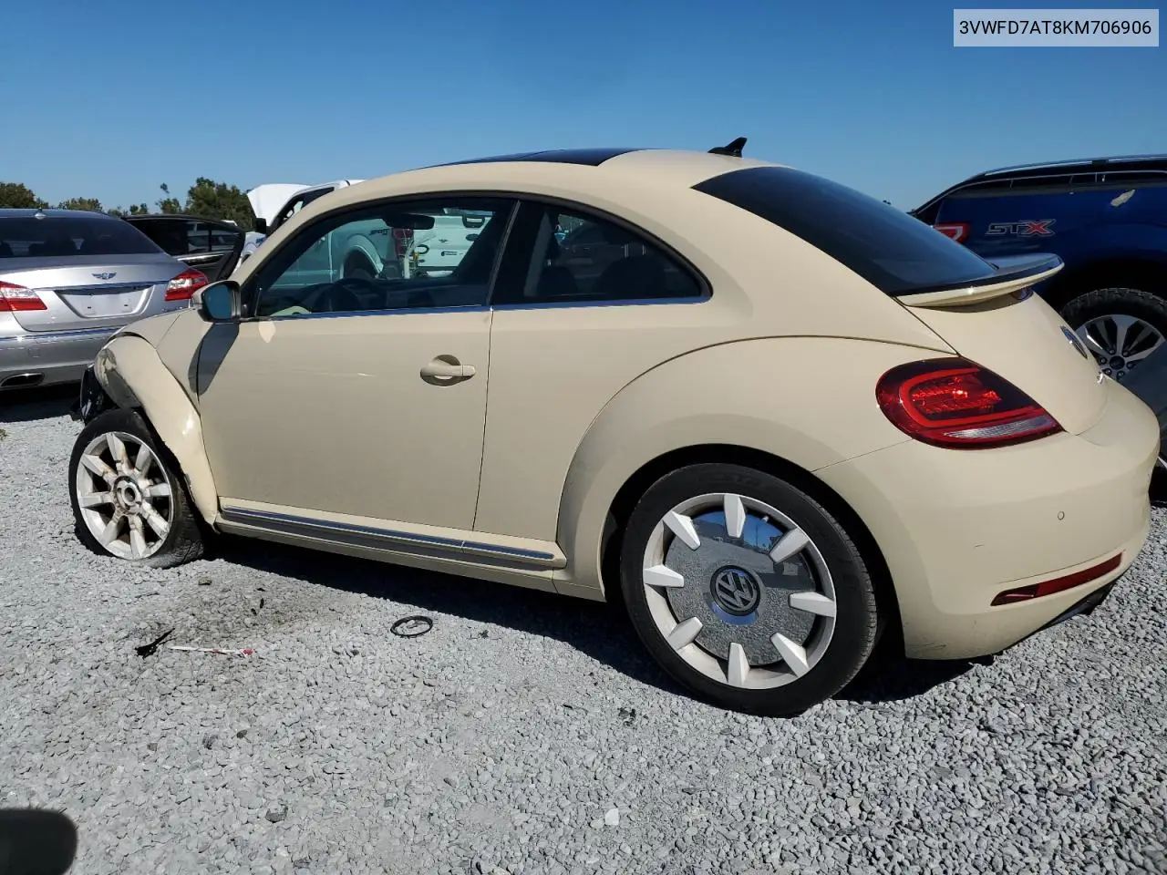 3VWFD7AT8KM706906 2019 Volkswagen Beetle S