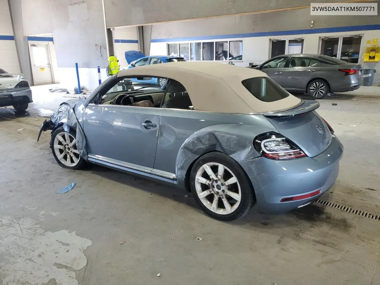 3VW5DAAT1KM507771 2019 Volkswagen Beetle S