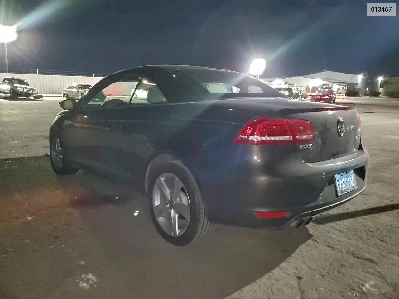 013467 2012 Volkswagen Eos Lux