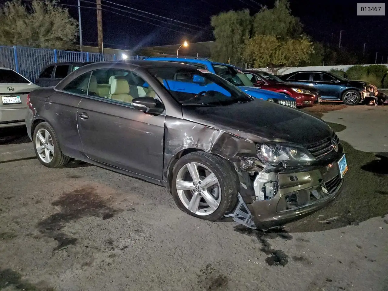 013467 2012 Volkswagen Eos Lux