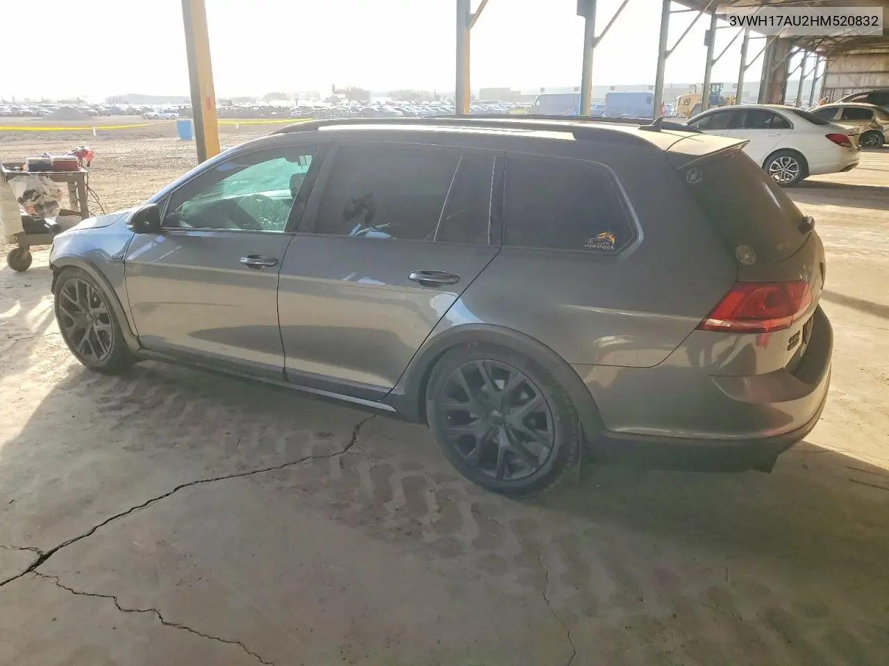 3VWH17AU2HM520832 2017 Volkswagen Golf Alltrack S