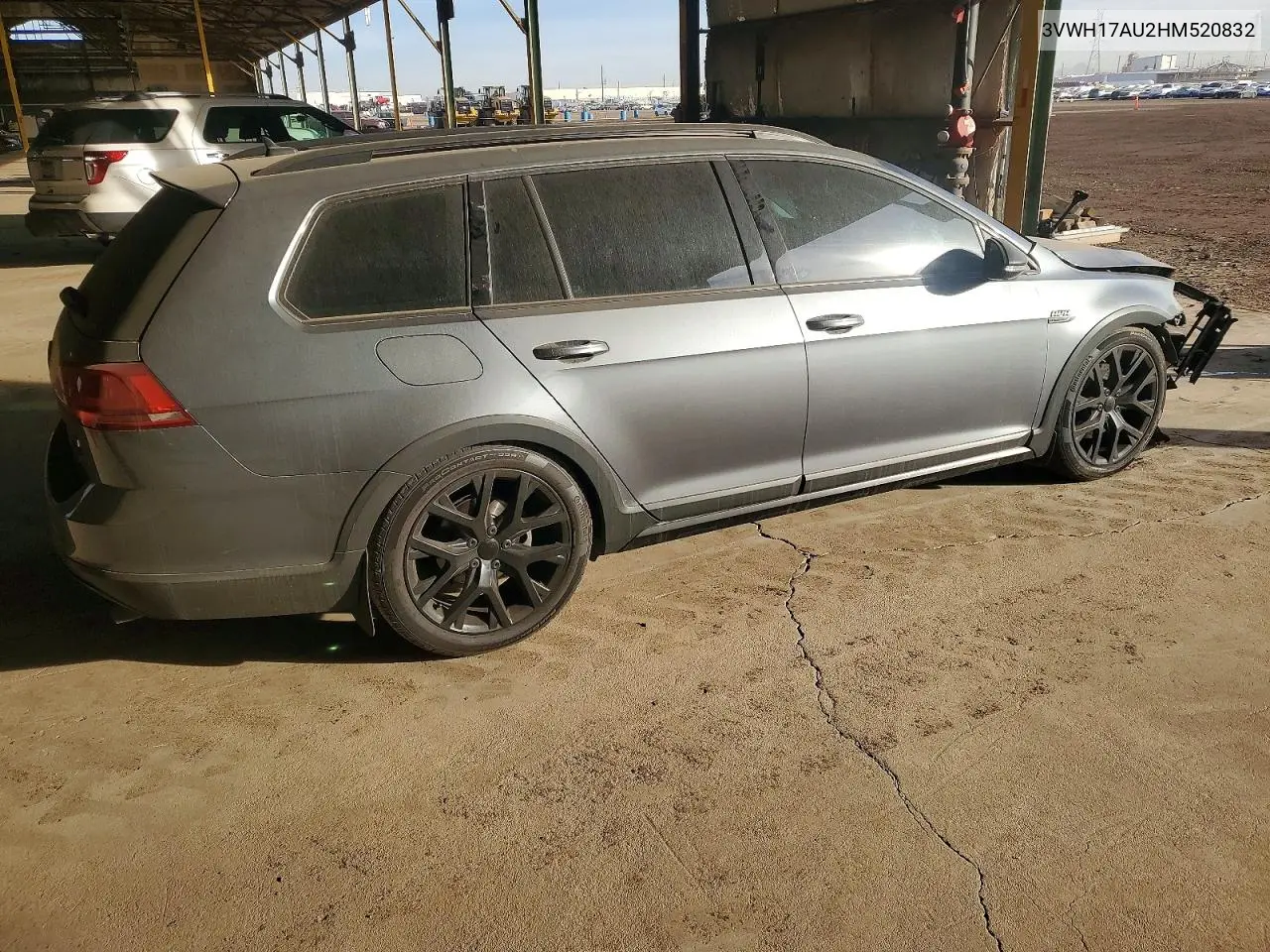 3VWH17AU2HM520832 2017 Volkswagen Golf Alltrack S