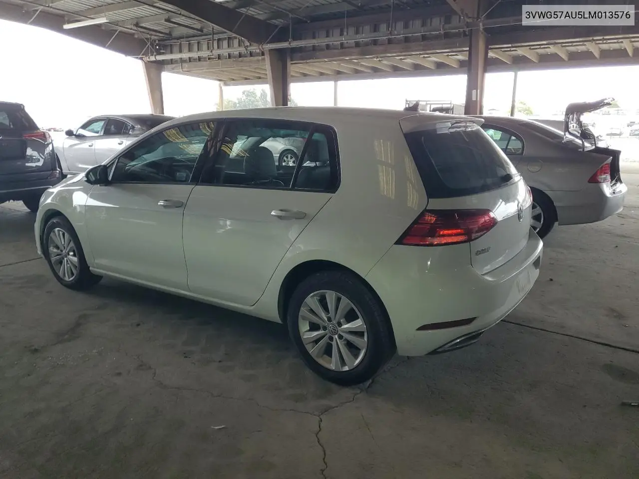 3VWG57AU5LM013576 2020 Volkswagen Golf