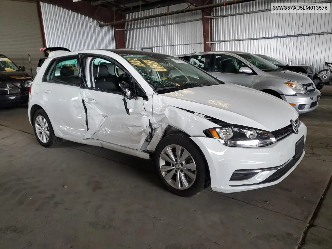 3VWG57AU5LM013576 2020 Volkswagen Golf