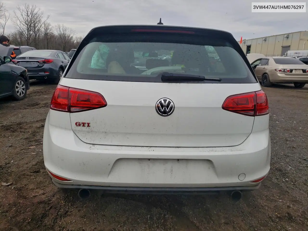 3VW447AU1HM076297 2017 Volkswagen Gti S/Se