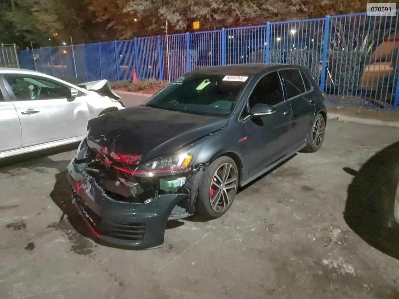 070591 2017 Volkswagen Gti S/Se