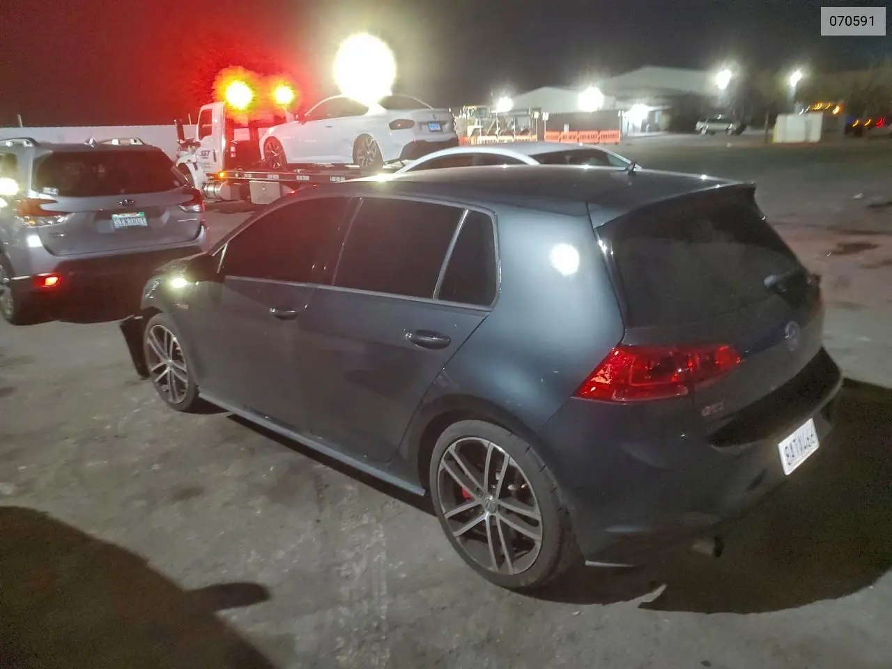 070591 2017 Volkswagen Gti S/Se
