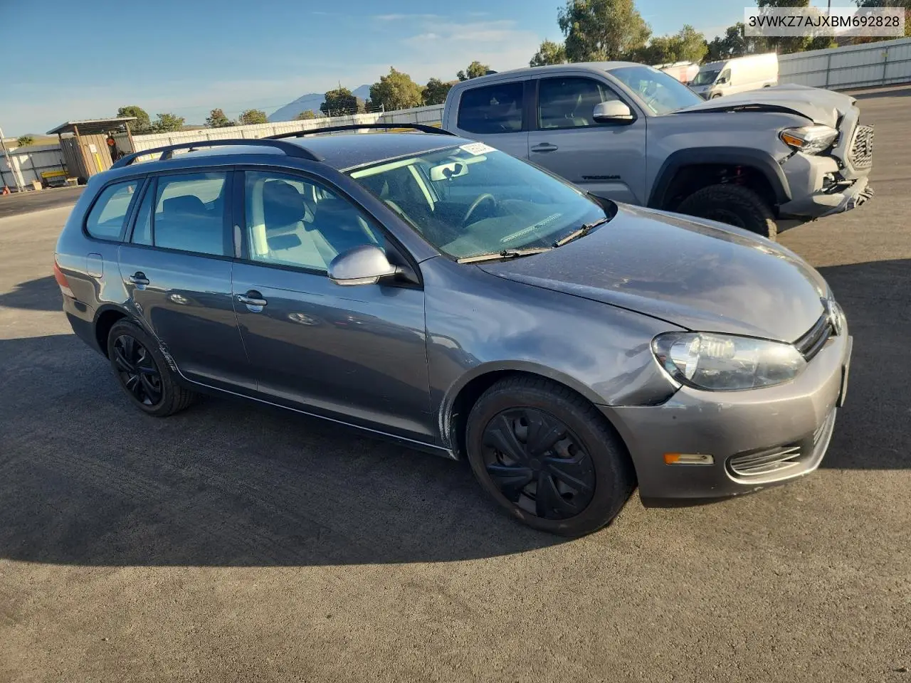 3VWKZ7AJXBM692828 2011 Volkswagen Jetta S
