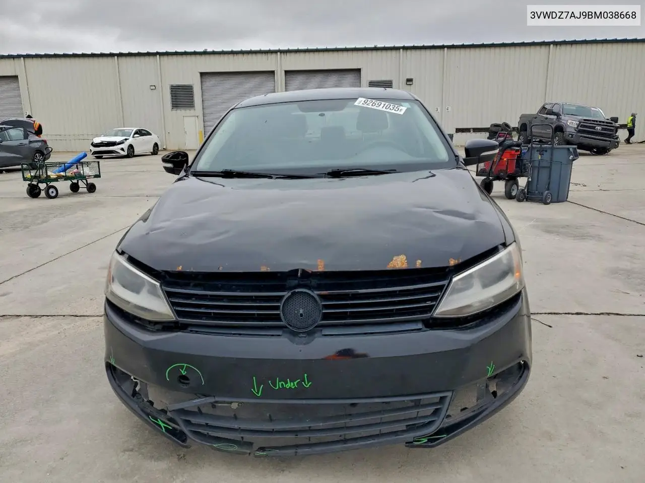 3VWDZ7AJ9BM038668 2011 Volkswagen Jetta Se