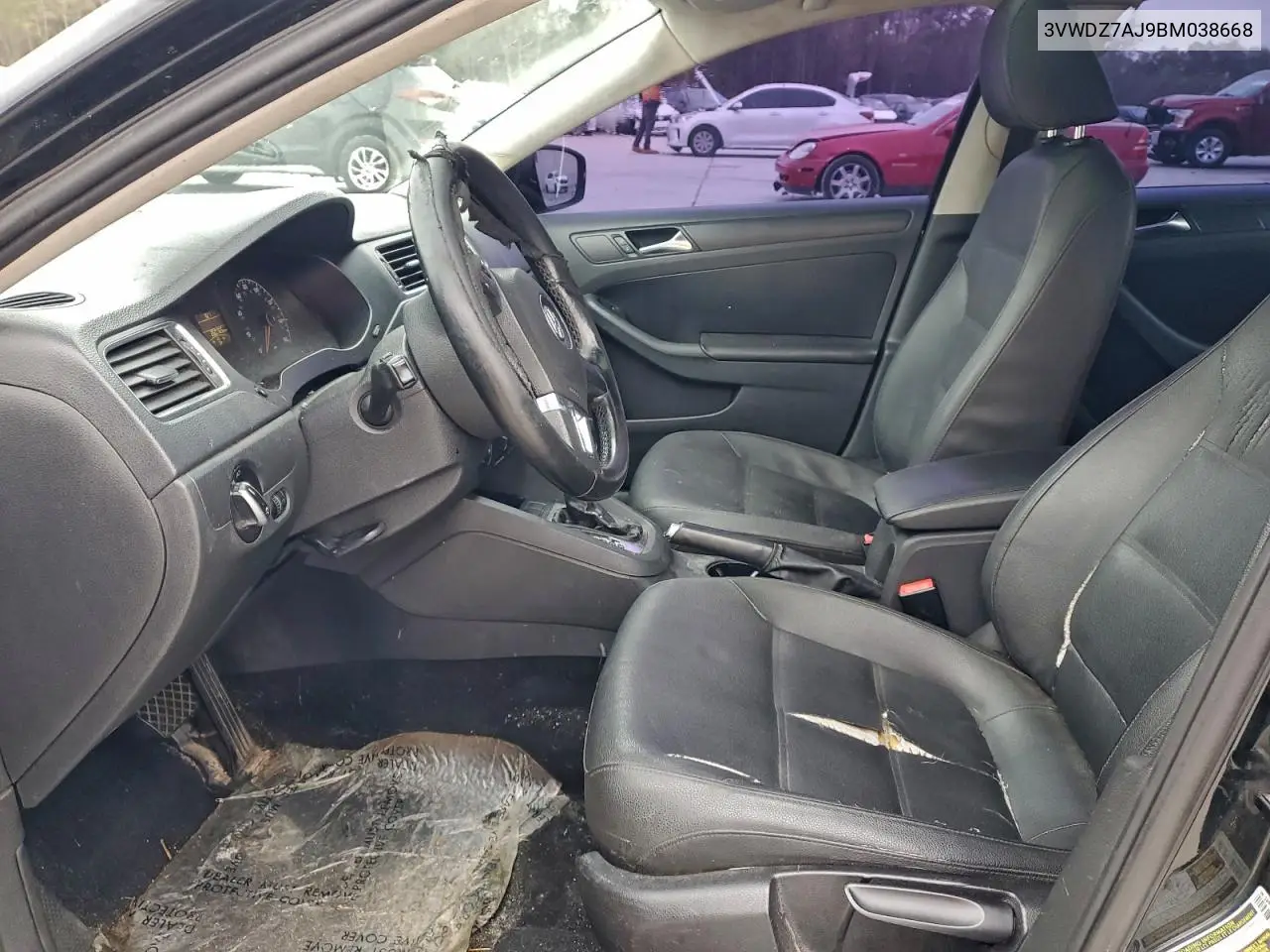 3VWDZ7AJ9BM038668 2011 Volkswagen Jetta Se