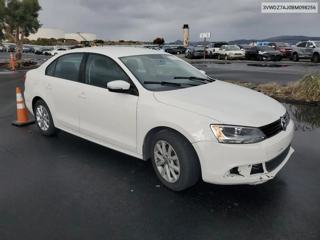 3VWDZ7AJ0BM098256 2011 Volkswagen Jetta Se