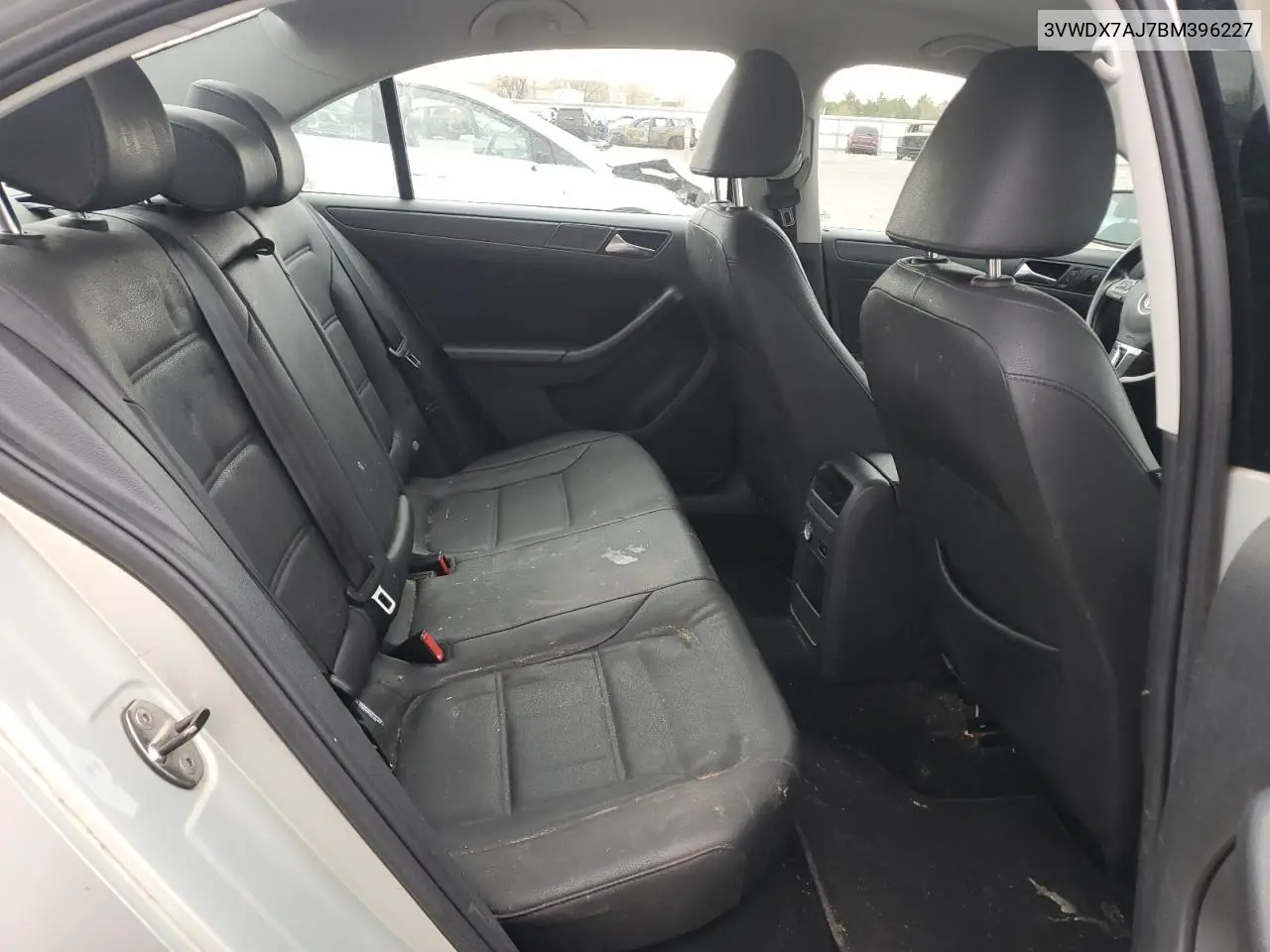 3VWDX7AJ7BM396227 2011 Volkswagen Jetta Se