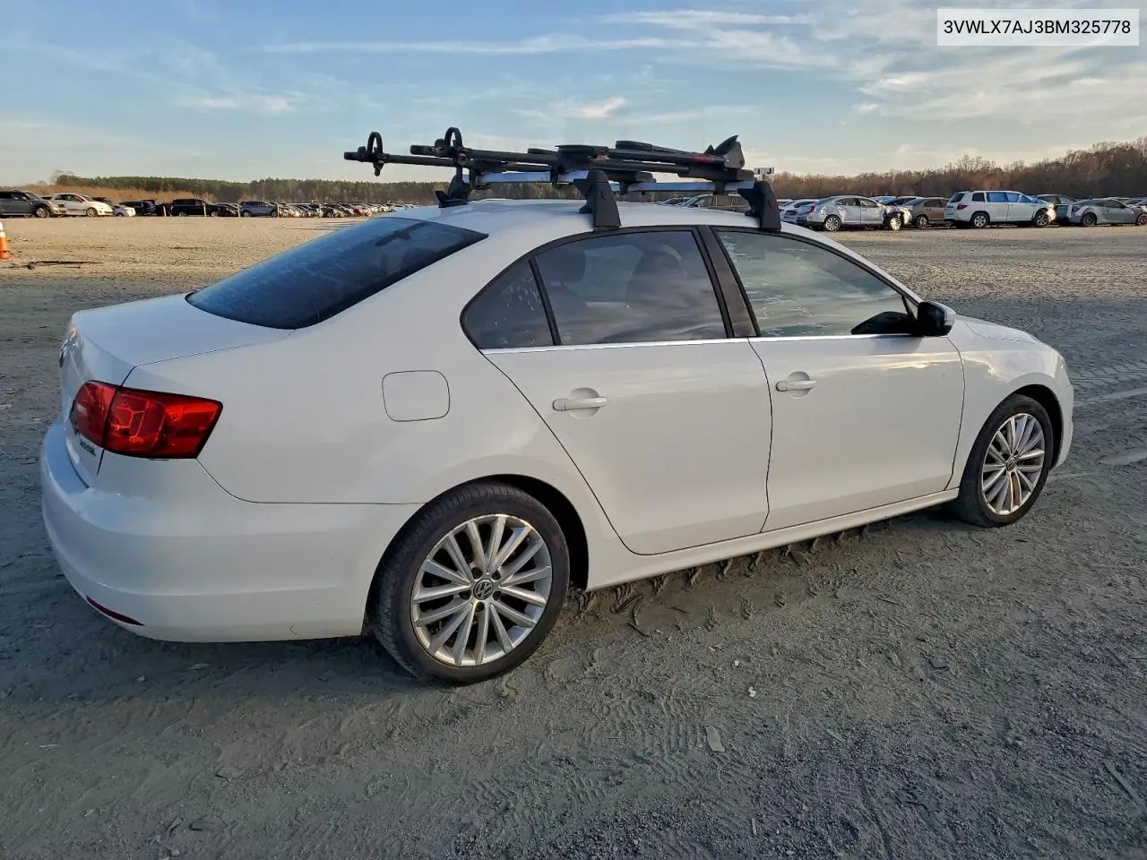 3VWLX7AJ3BM325778 2011 Volkswagen Jetta Sel