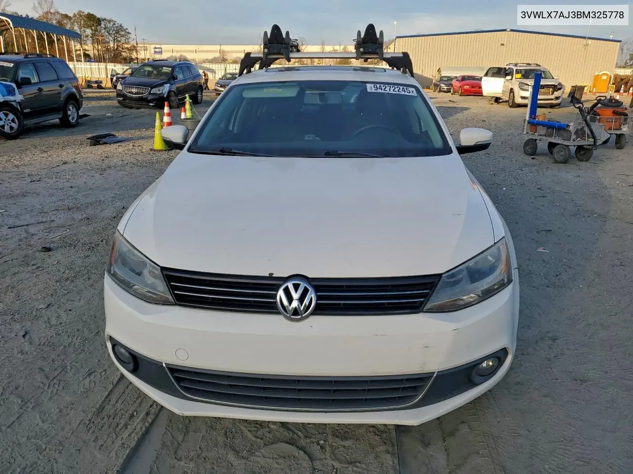 3VWLX7AJ3BM325778 2011 Volkswagen Jetta Sel