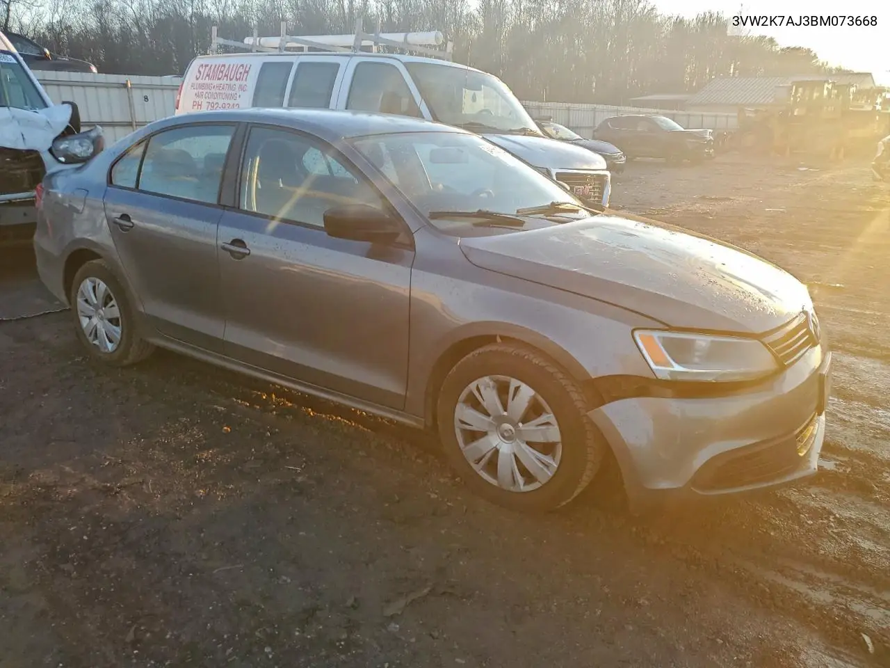 3VW2K7AJ3BM073668 2011 Volkswagen Jetta Base