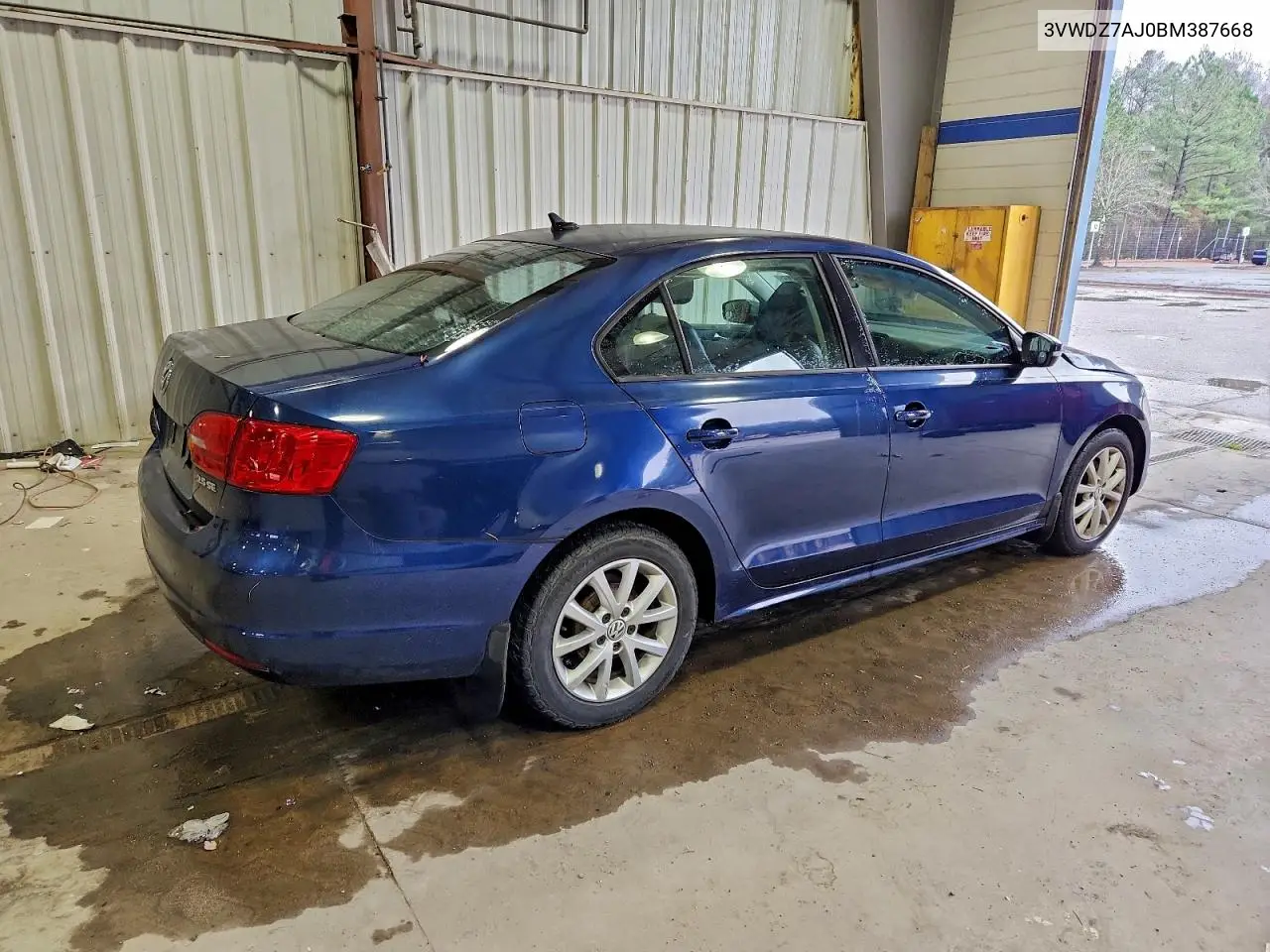 3VWDZ7AJ0BM387668 2011 Volkswagen Jetta Se