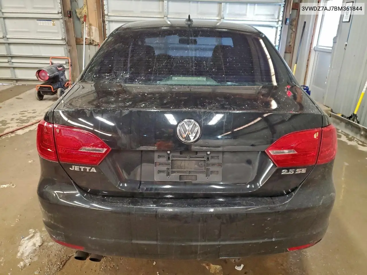 3VWDZ7AJ7BM361844 2011 Volkswagen Jetta Se
