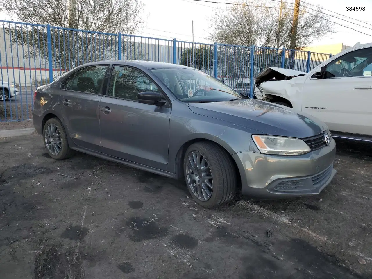 384698 2012 Volkswagen Jetta Base