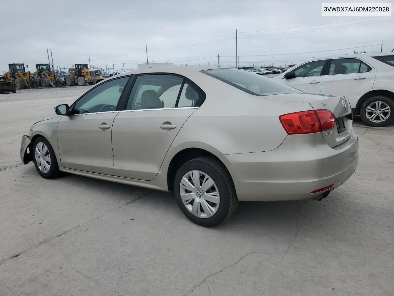 3VWDX7AJ6DM220028 2013 Volkswagen Jetta Se