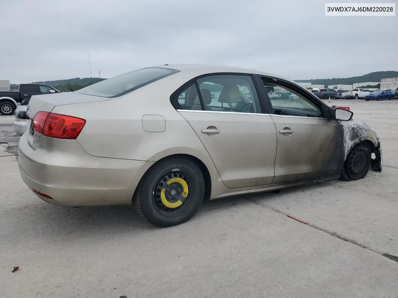 3VWDX7AJ6DM220028 2013 Volkswagen Jetta Se