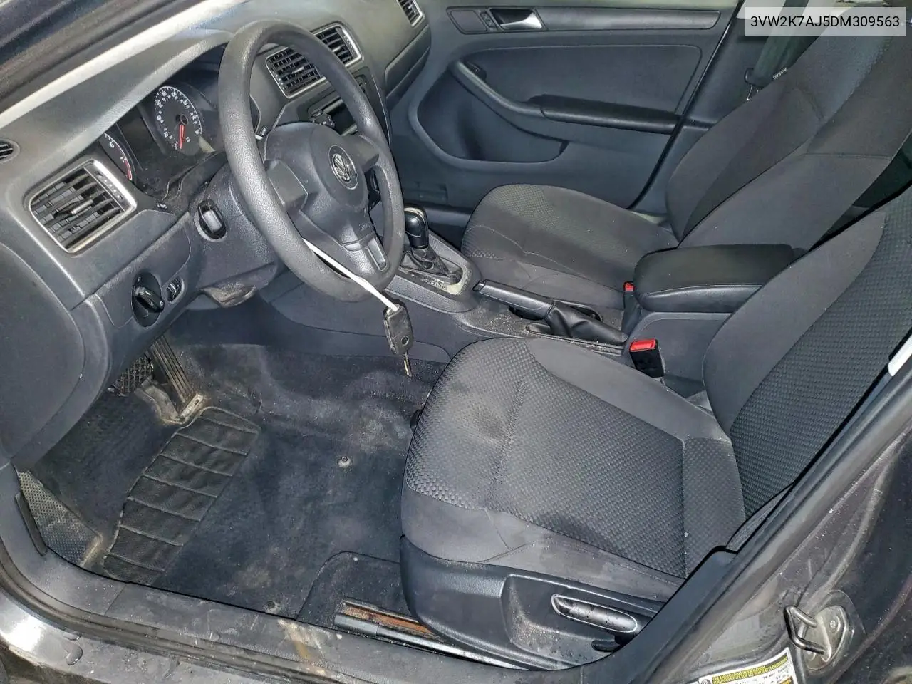 3VW2K7AJ5DM309563 2013 Volkswagen Jetta Base