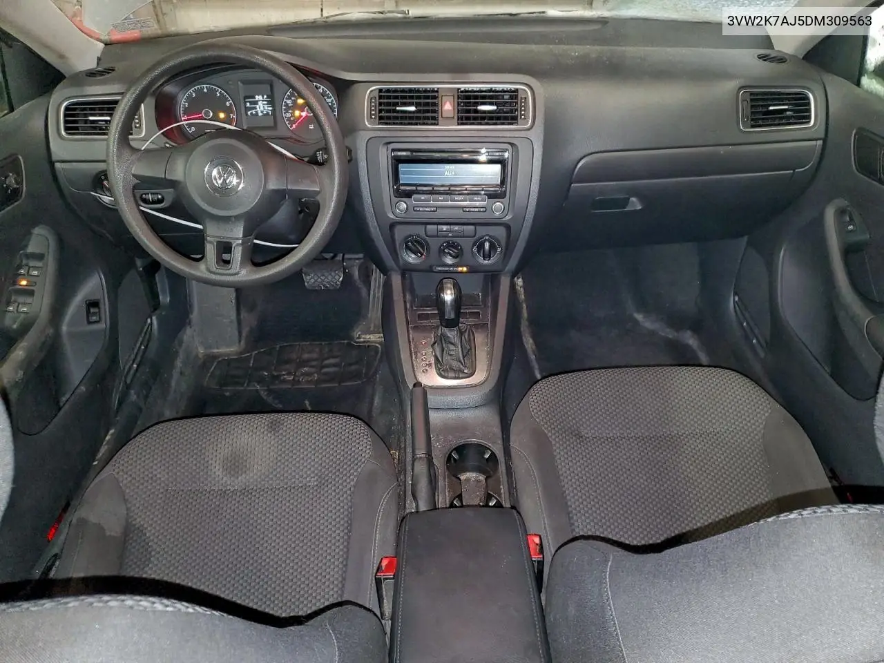 3VW2K7AJ5DM309563 2013 Volkswagen Jetta Base