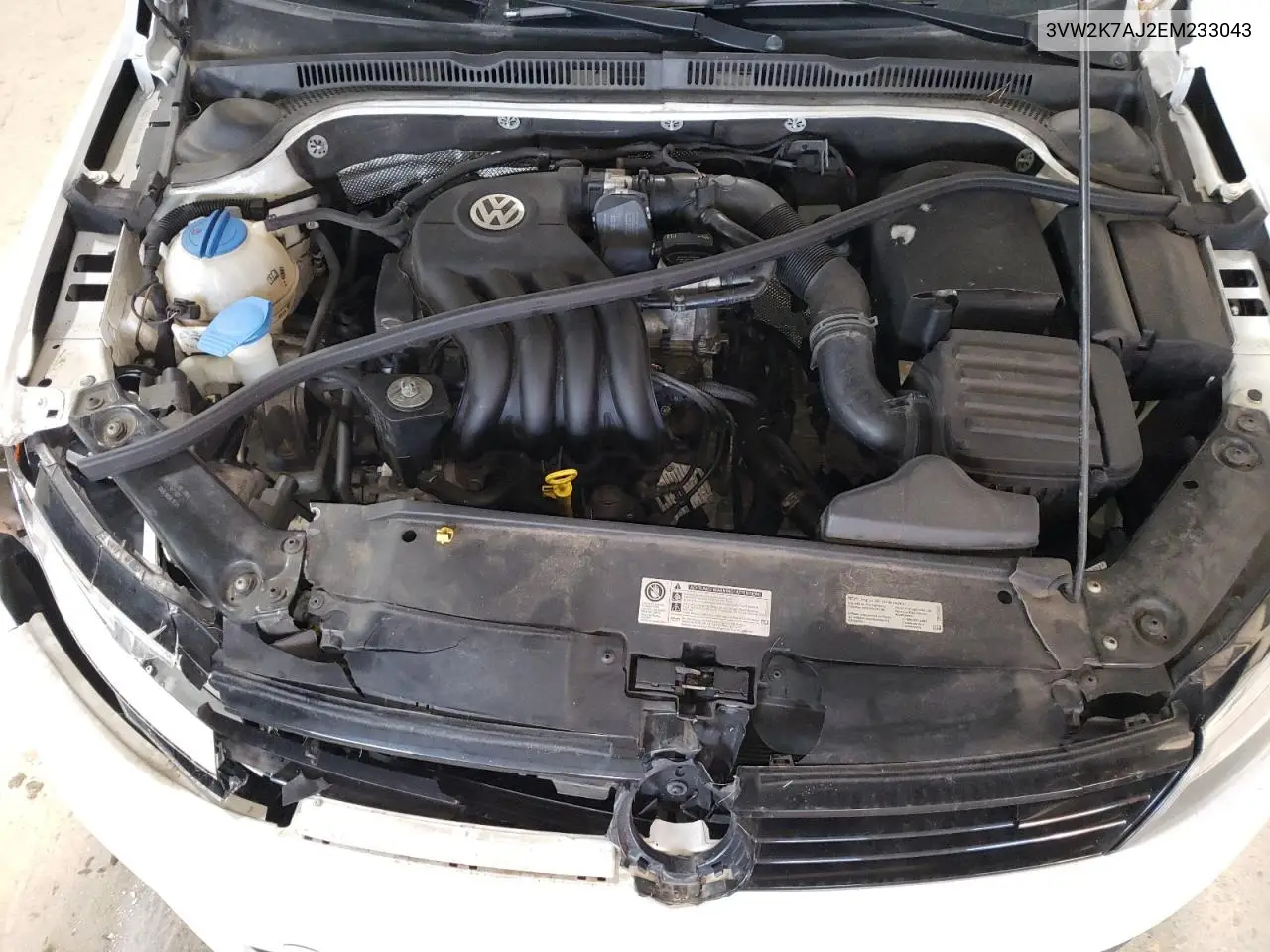 3VW2K7AJ2EM233043 2014 Volkswagen Jetta Base