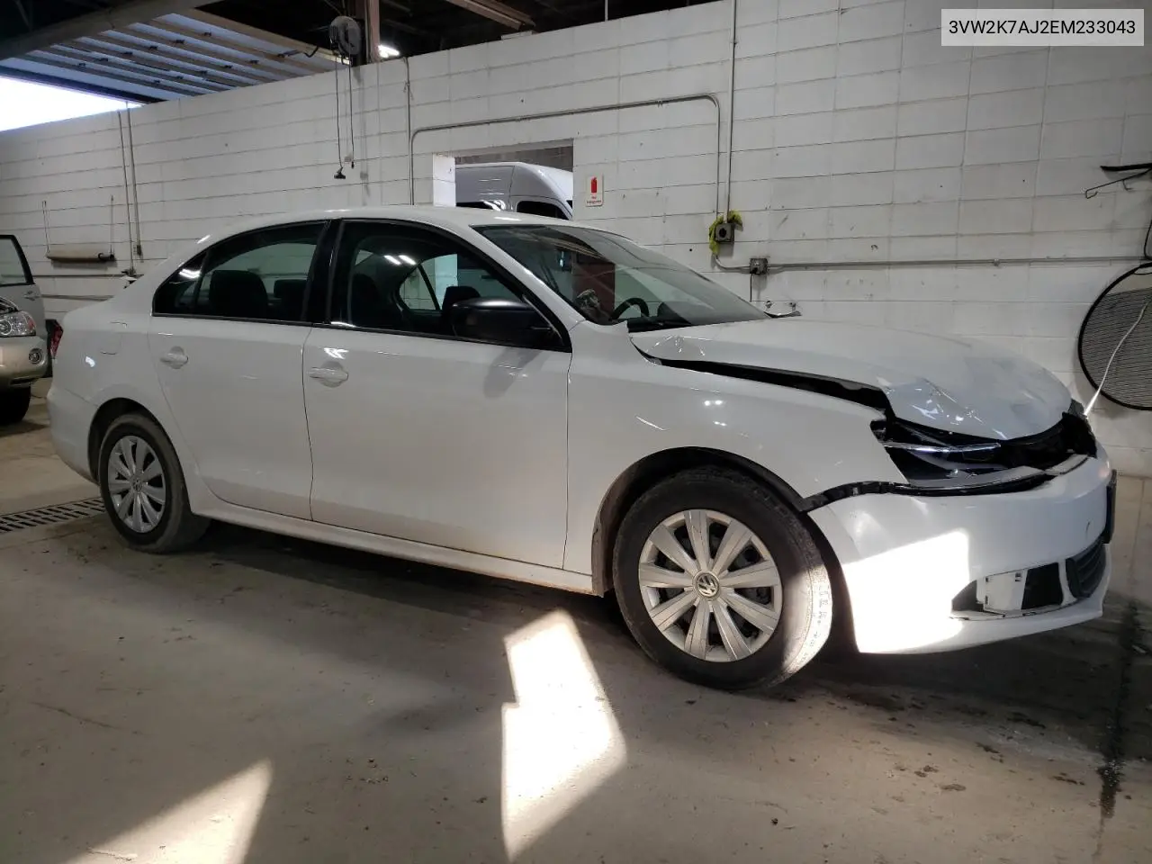 3VW2K7AJ2EM233043 2014 Volkswagen Jetta Base