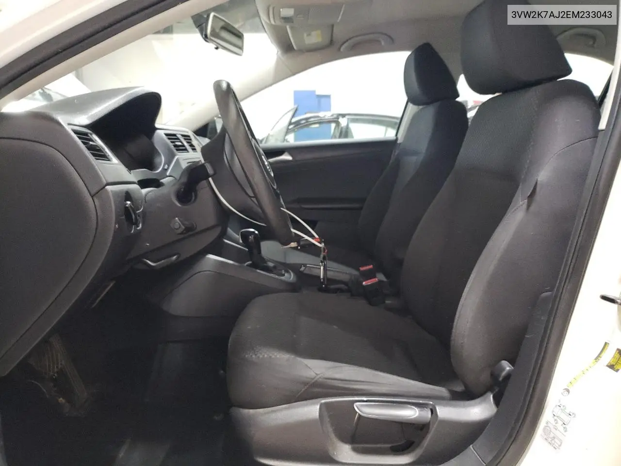 3VW2K7AJ2EM233043 2014 Volkswagen Jetta Base