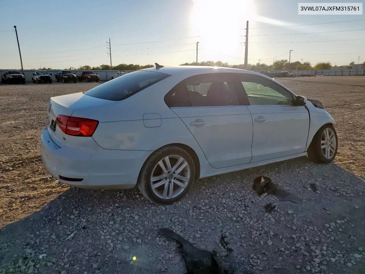 3VWL07AJXFM315761 2015 Volkswagen Jetta Sel