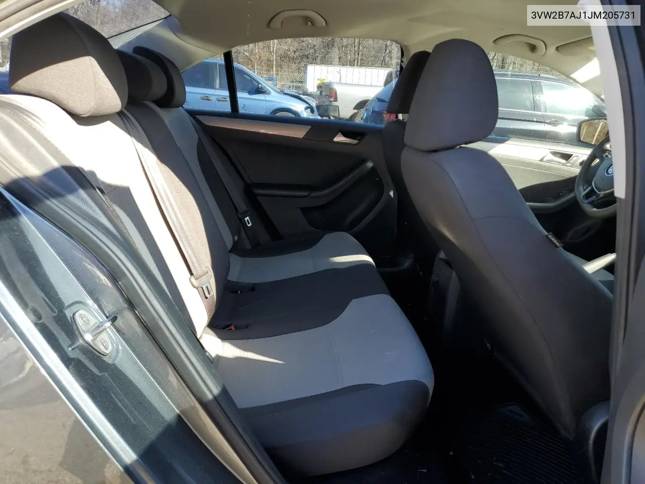 3VW2B7AJ1JM205731 2018 Volkswagen Jetta S