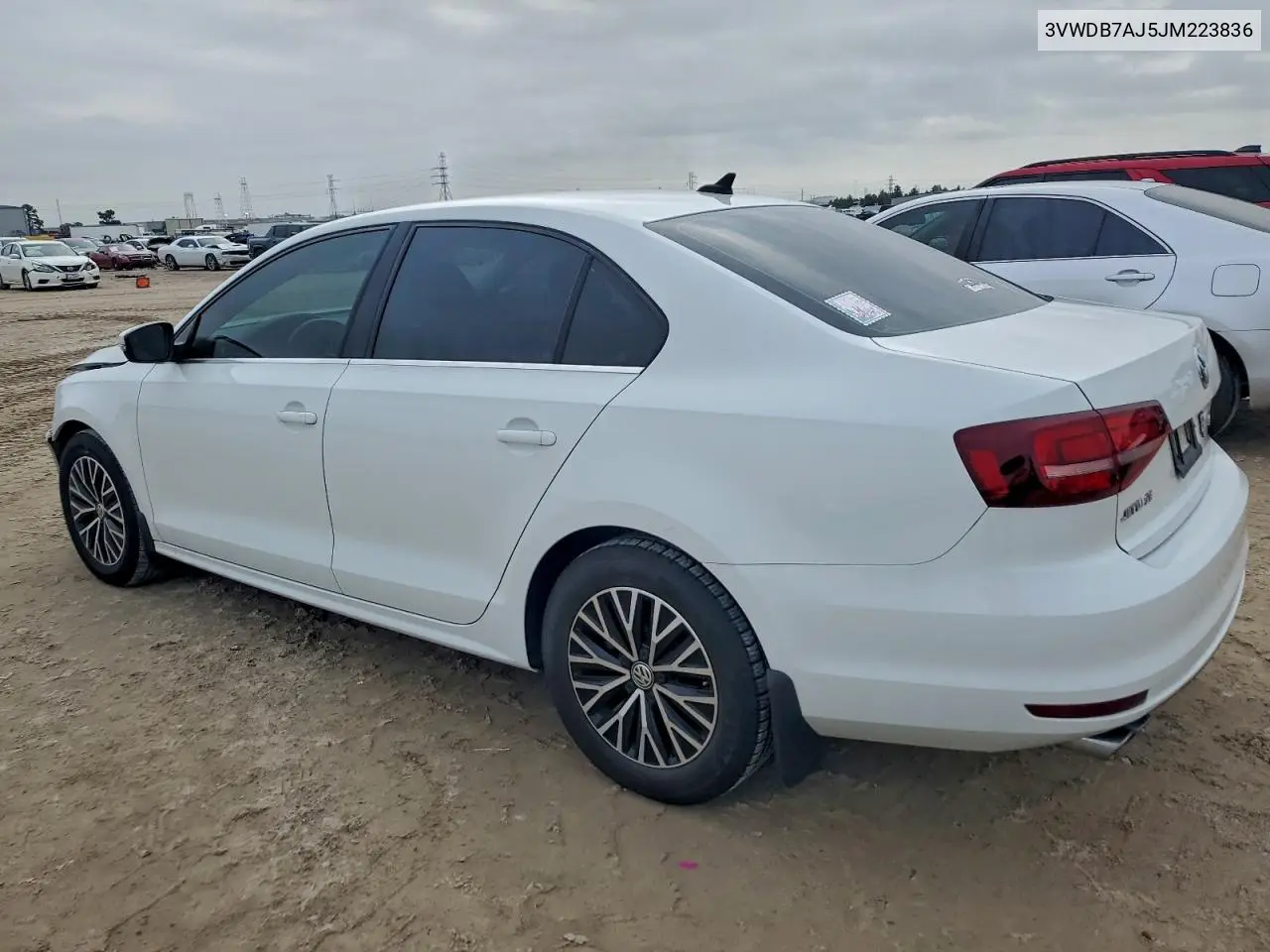 3VWDB7AJ5JM223836 2018 Volkswagen Jetta Se