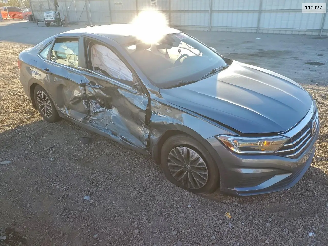 110927 2019 Volkswagen Jetta Sel