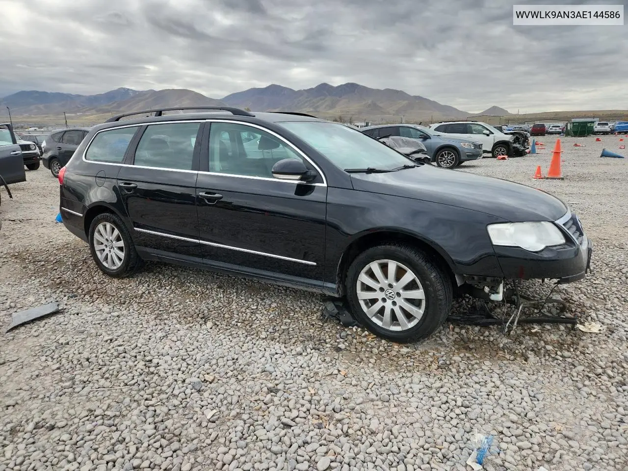 WVWLK9AN3AE144586 2010 Volkswagen Passat 2.0T