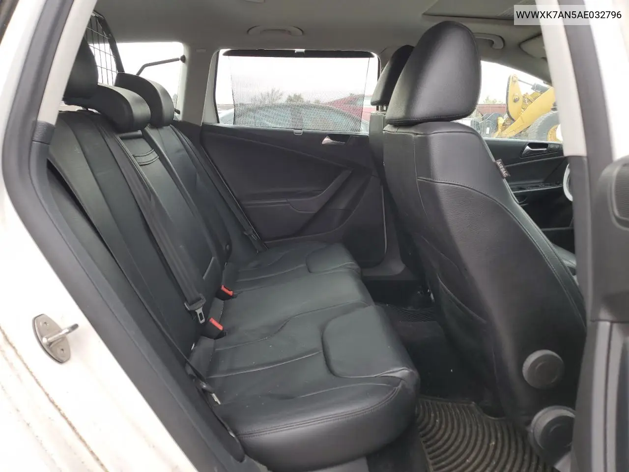 WVWXK7AN5AE032796 2010 Volkswagen Passat Komfort