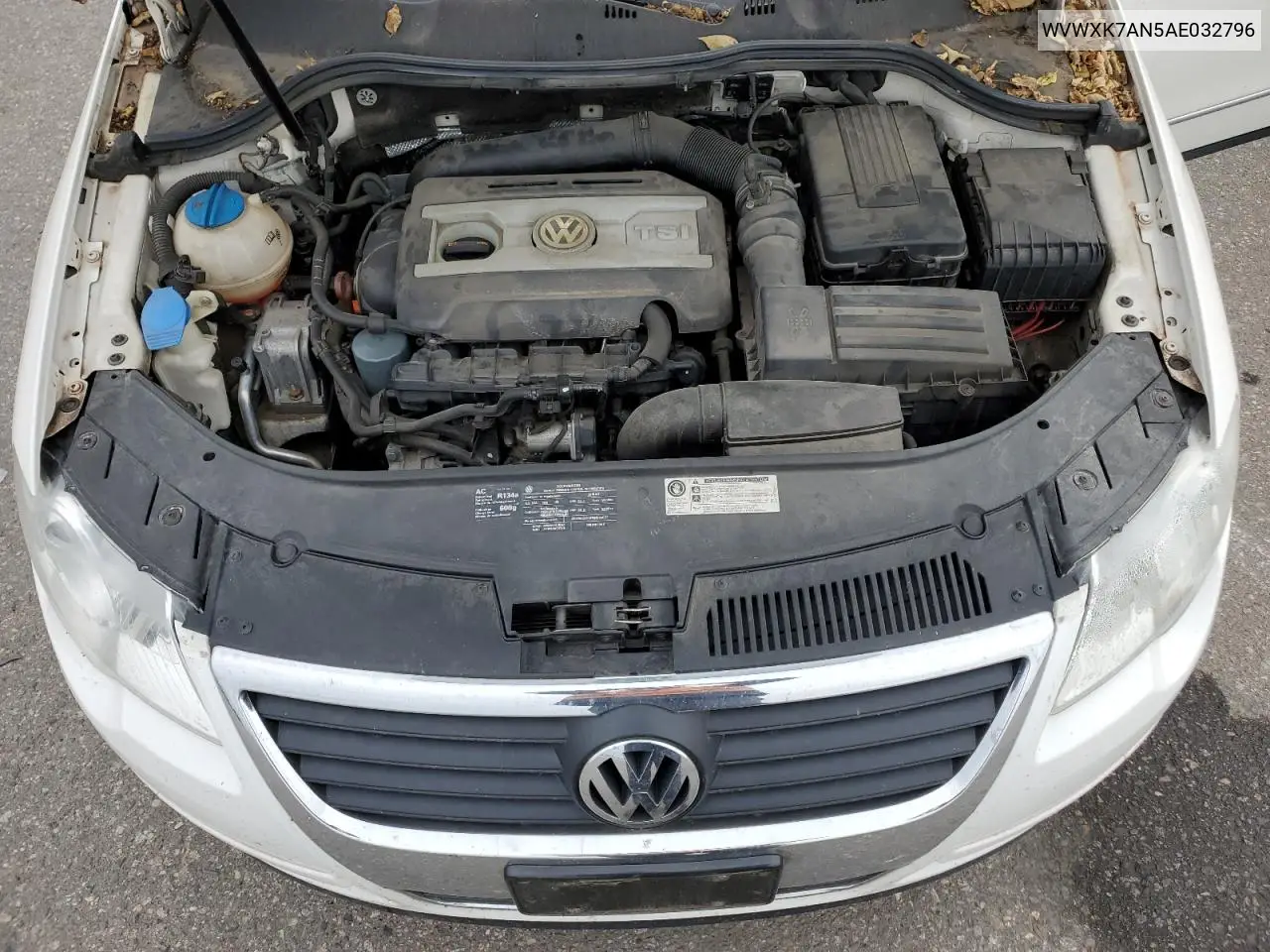 WVWXK7AN5AE032796 2010 Volkswagen Passat Komfort