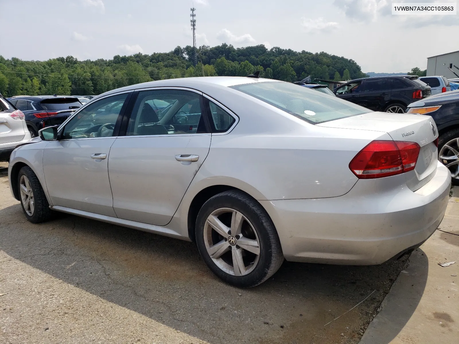 1VWBN7A34CC105863 2012 Volkswagen Passat Se