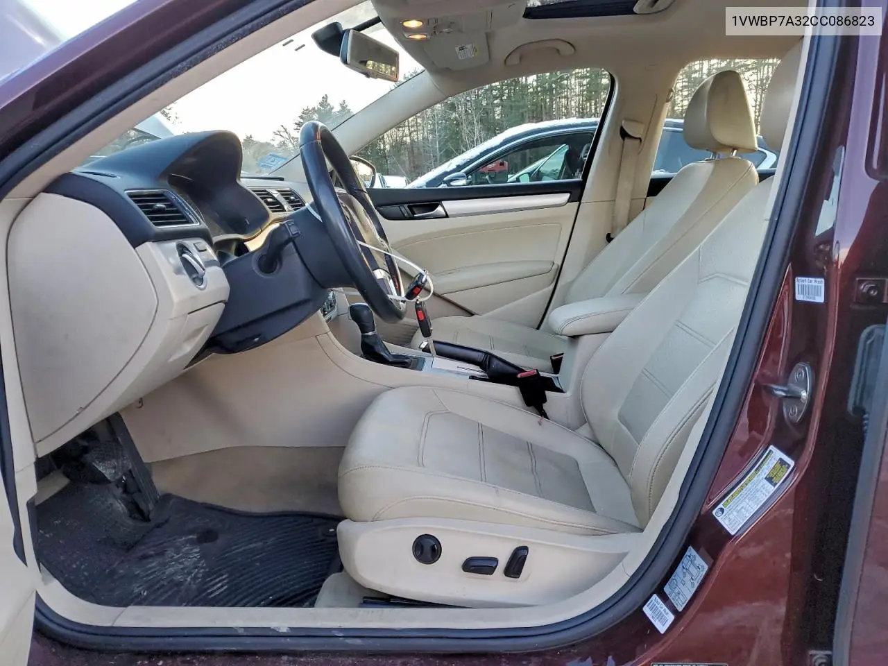 1VWBP7A32CC086823 2012 Volkswagen Passat Se